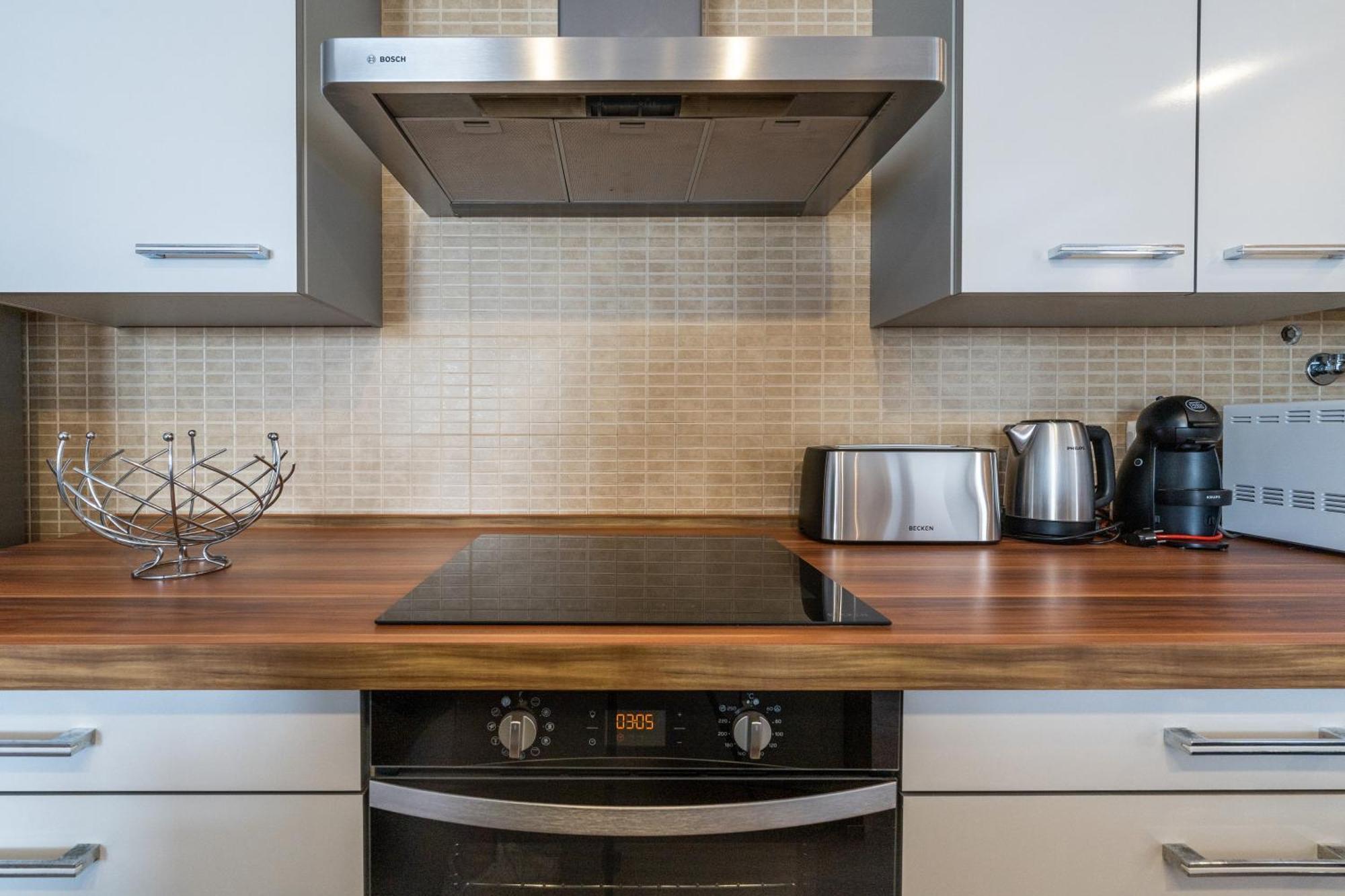 Duplex Center By Blue Door Apartment Портиман Екстериор снимка