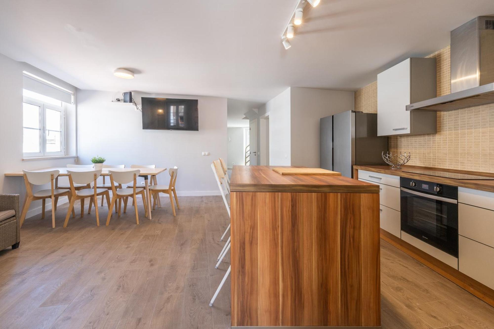 Duplex Center By Blue Door Apartment Портиман Екстериор снимка