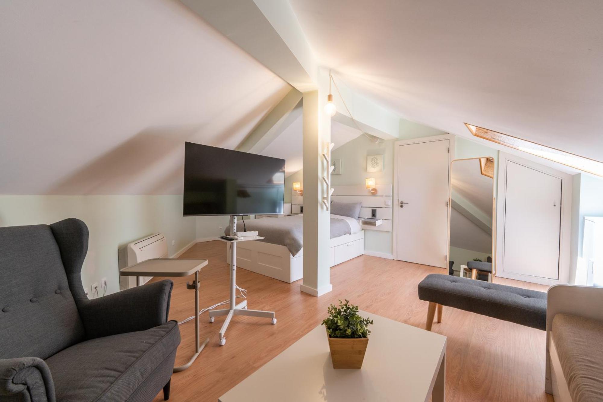 Duplex Center By Blue Door Apartment Портиман Екстериор снимка