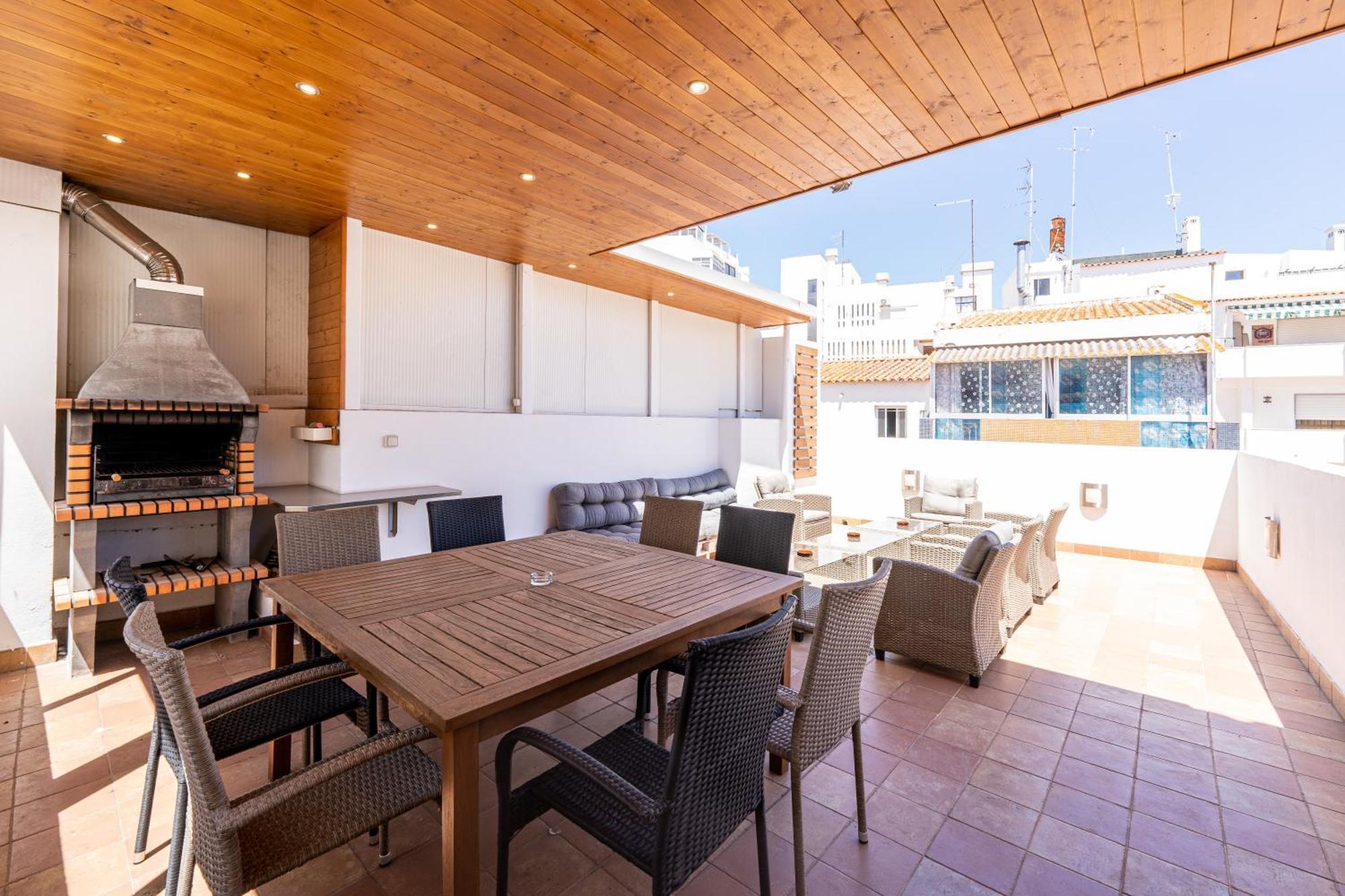 Duplex Center By Blue Door Apartment Портиман Екстериор снимка