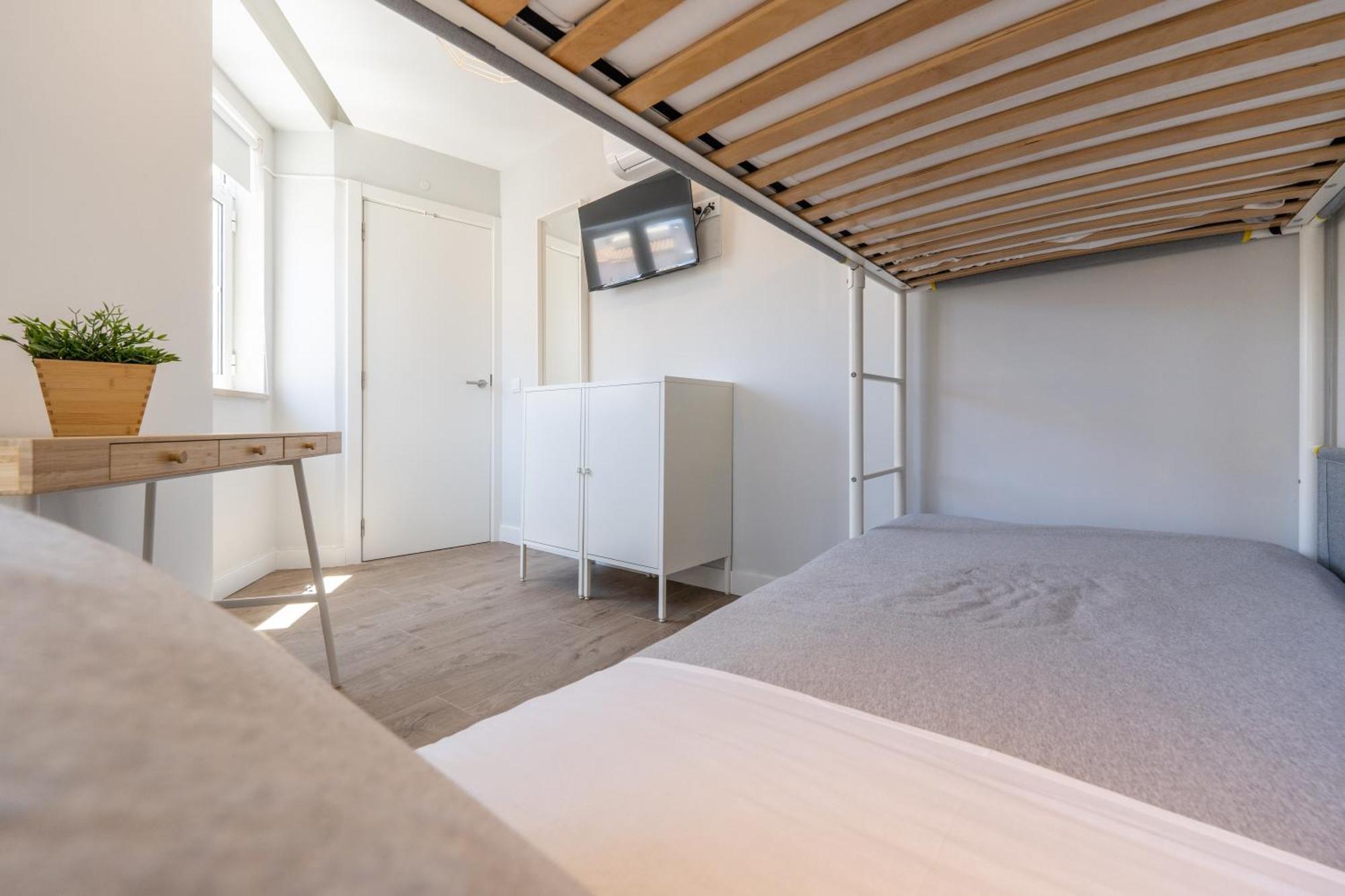 Duplex Center By Blue Door Apartment Портиман Екстериор снимка