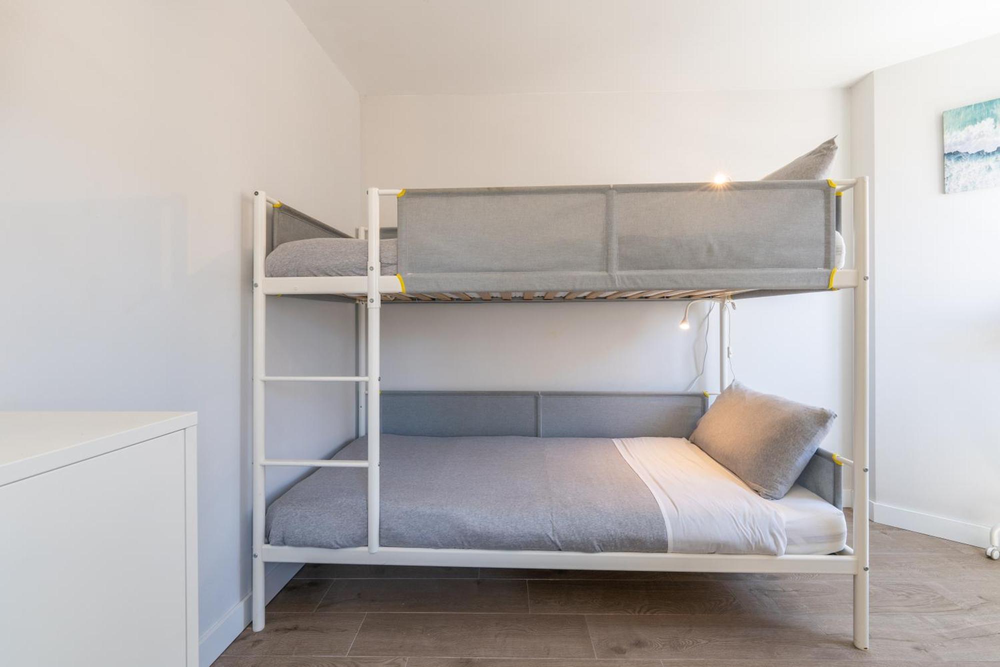 Duplex Center By Blue Door Apartment Портиман Екстериор снимка