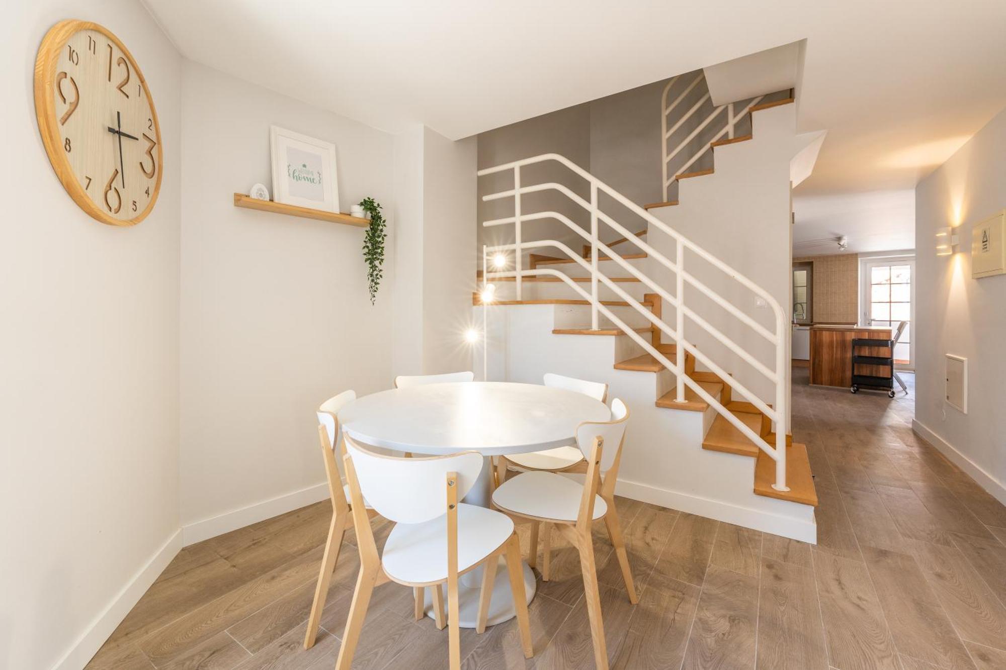 Duplex Center By Blue Door Apartment Портиман Екстериор снимка