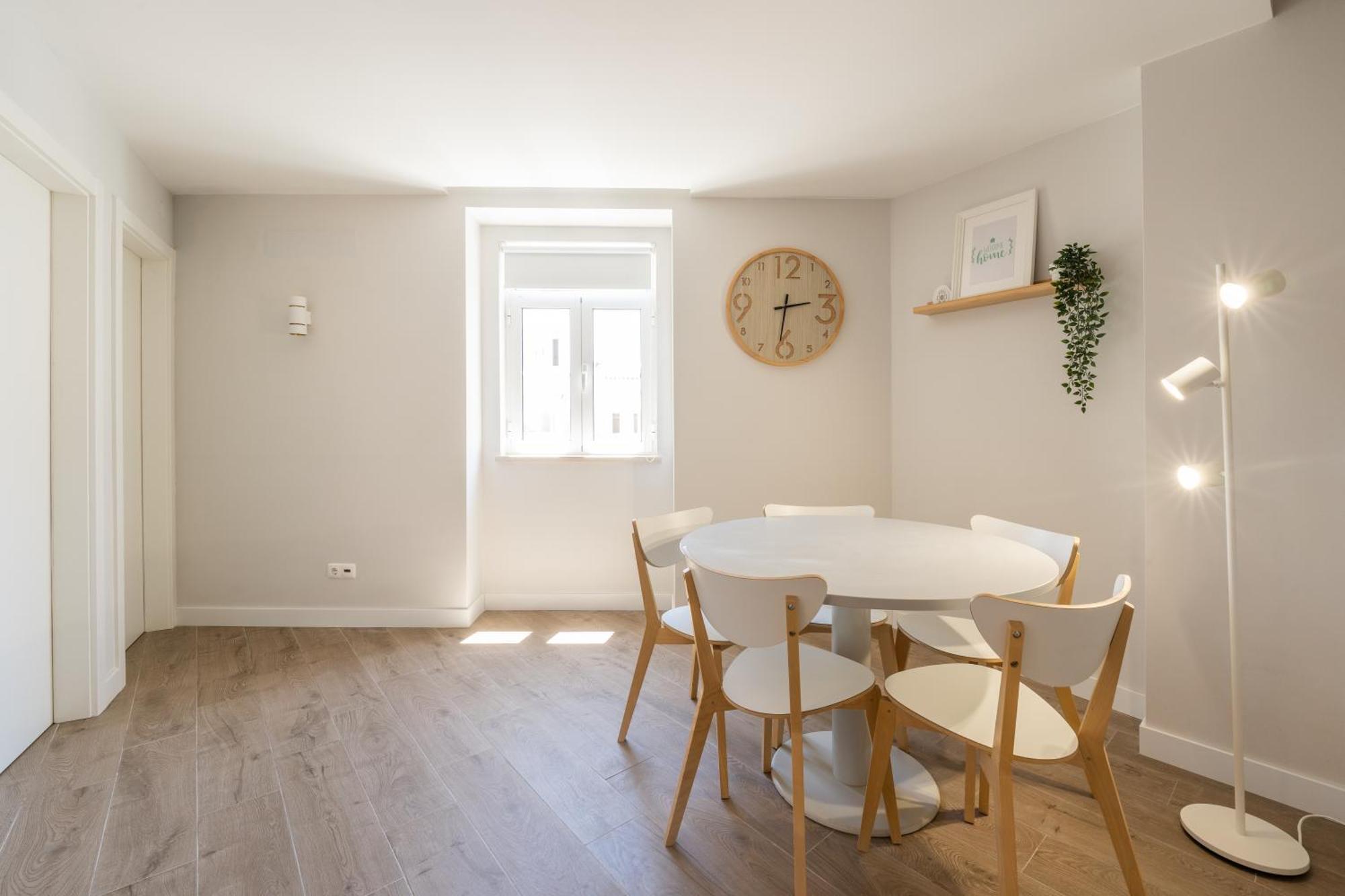 Duplex Center By Blue Door Apartment Портиман Екстериор снимка
